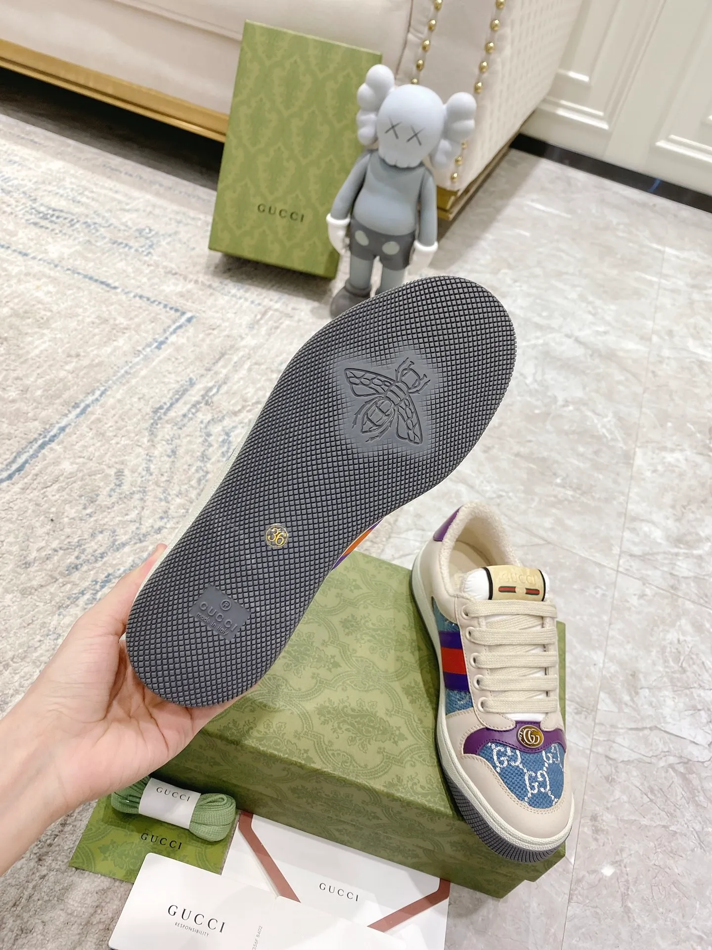 Gucci - Newly upgraded Gucci dirty shoes for couples 👫 2022 early spring new style... GG series distressed casual dirty shoes for the catwalk ⚠️⚠️ Original development and purchase level version... Metal double G crystal cylindrical logo... Gucci original pattern webbing... Exclusive color rubbed cowhide fabric, original terry cloth is delicate, soft and more comfortable and breathable, privately stamped two-color original TPU outsole (lower layer is wider, upper layer is narrower) Ready stock, matching packaging... 35-40/39-44 regular size 💰Female style 290 💰Male style 290